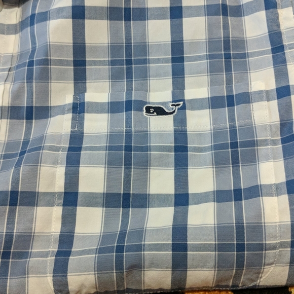 Vineyard Vines Men's Shirt - Picture 5 of 7